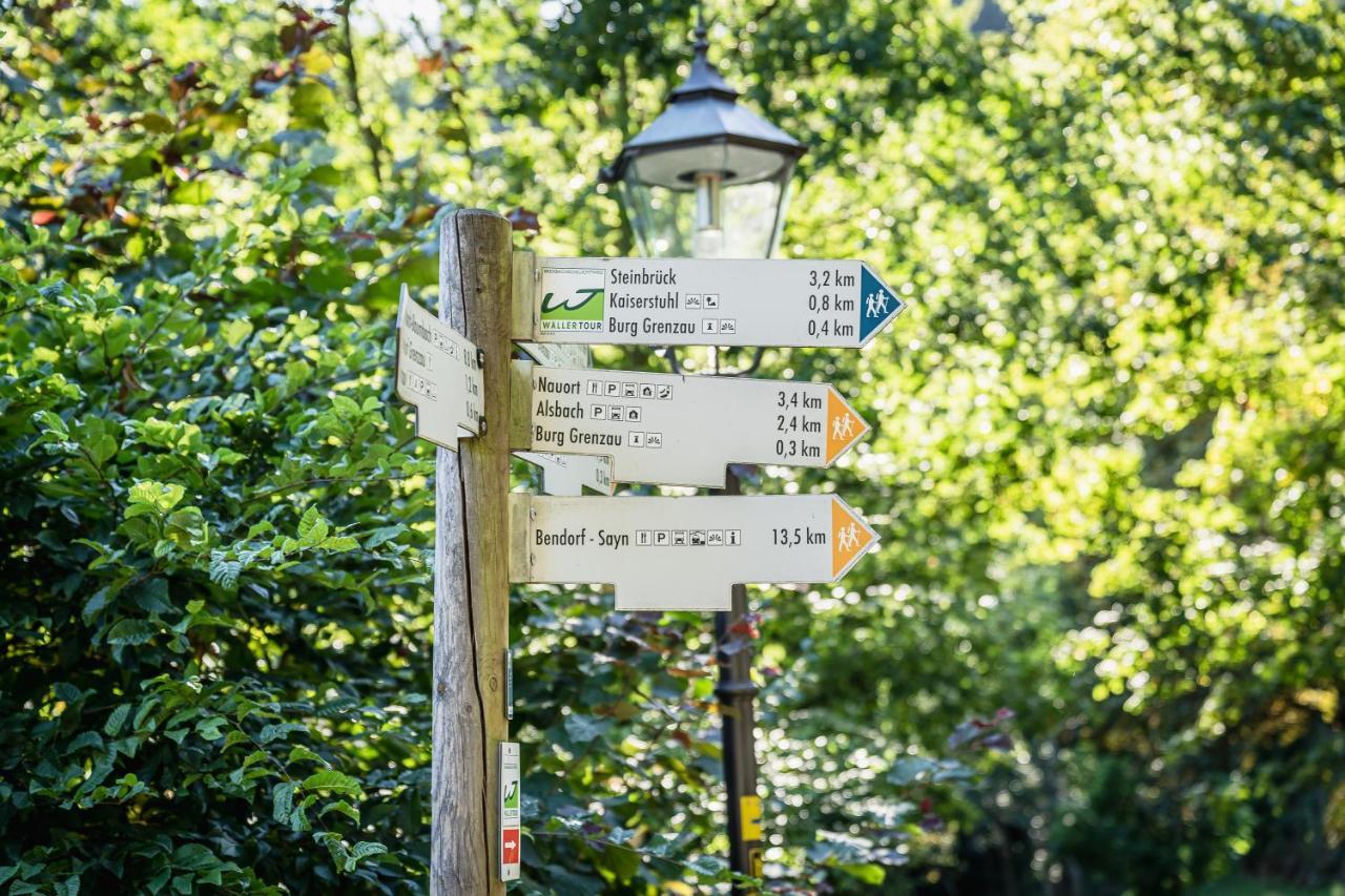 Landgasthof zur Burg Grenzau Höhr-Grenzhausen Exterior foto