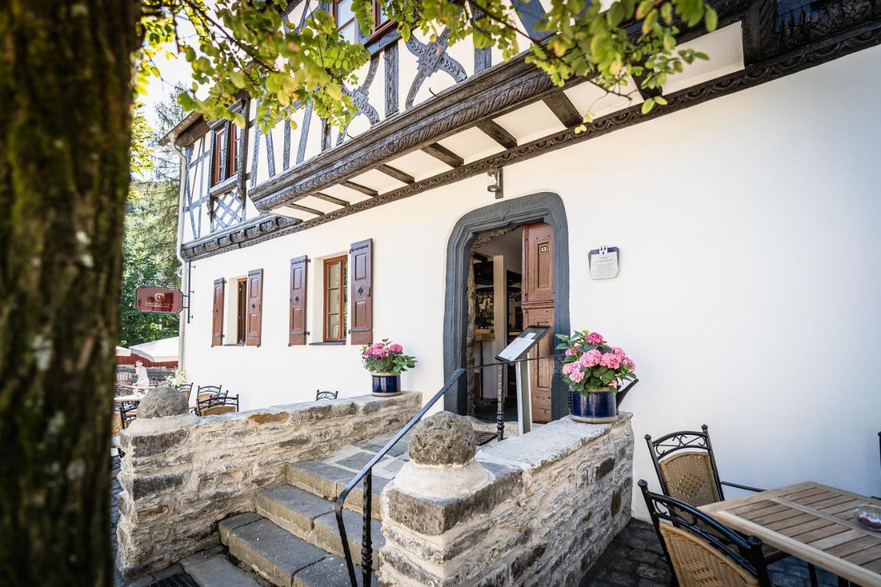 Landgasthof zur Burg Grenzau Höhr-Grenzhausen Exterior foto